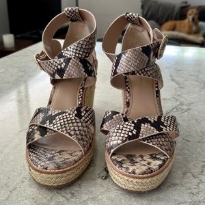 LIKE NEW Banana Republic Wedge Espadrilles